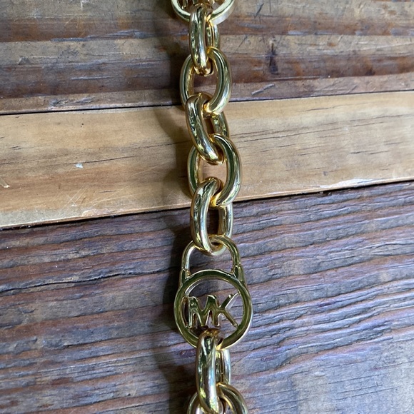 Michael Kors Goldtone Link Toggle Logo Branding Bracelet - Picture 12 of 16